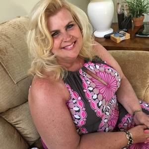 Meet your Posher, Rachelle